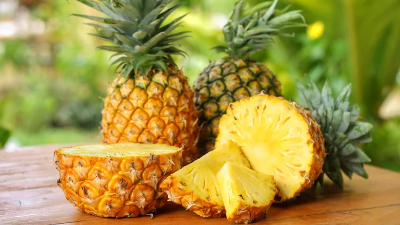 Ananas Pineapple